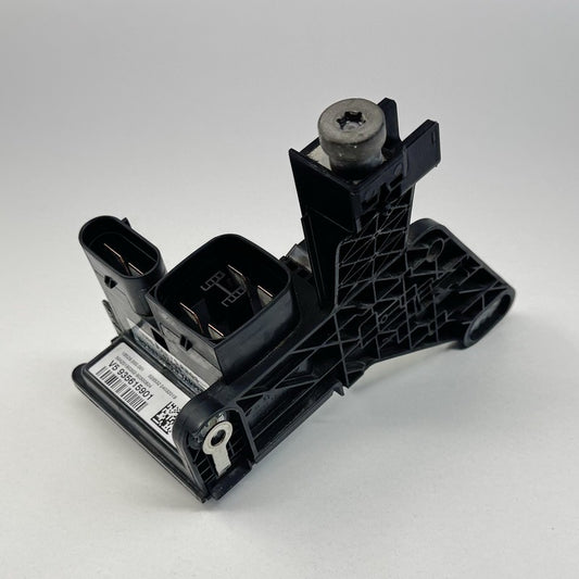 9 356 159 / 9356159 BMW F80 F82 F87 F30 F32 F36 Rear Battery Fuse Relay Junction Box 9356159 OEM