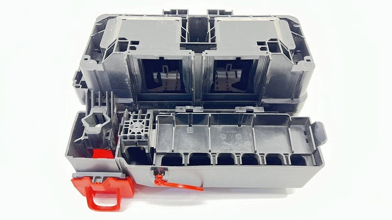 22-24 CADILLAC CT4 V BLACKWING ENGINE BAY FUSE RELAY JUNCTION BOX MODULE OEM