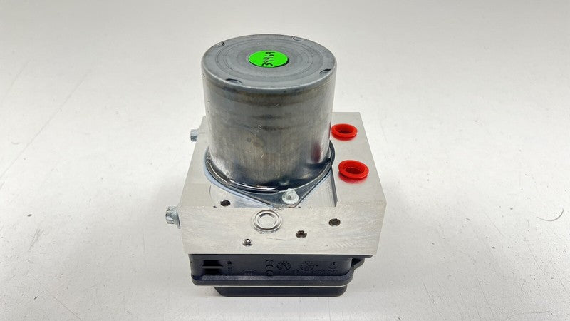 997.355.755.05 / 997 355 755 05 / 99735575505 05-12 PORSCHE 911 997 ABS PUMP ANTI BRAKE LOCK PUMP MODULE 997.355.755.05 