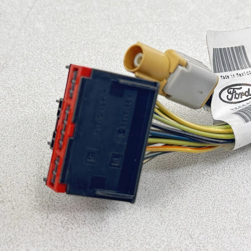 ML3T-19H406-AD / ML3T 19H406 AD / ML3T19H406AD 24-25 Ford Mustang GT Windshield Lane Departure Keep Assist Camera W/ Mod