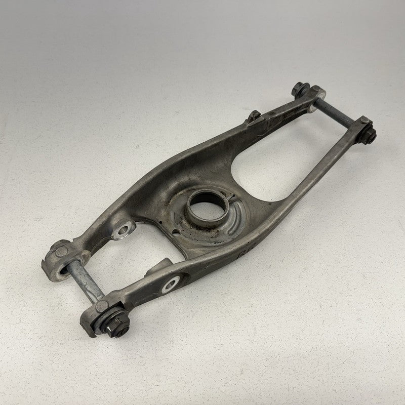 BMW F80 F82 M3 M4 Passenger Right Rear Control Arm Suspension Set OEM