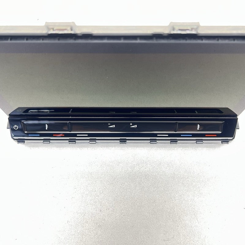 5H0-919-605-B / 5H0 919 605 B / 5H0919605B 22-24 VOLKSWAGEN GOLF R MK8 CENTER DASH DASHBOARD RADIO DISPLAY 10" SCREEN OE