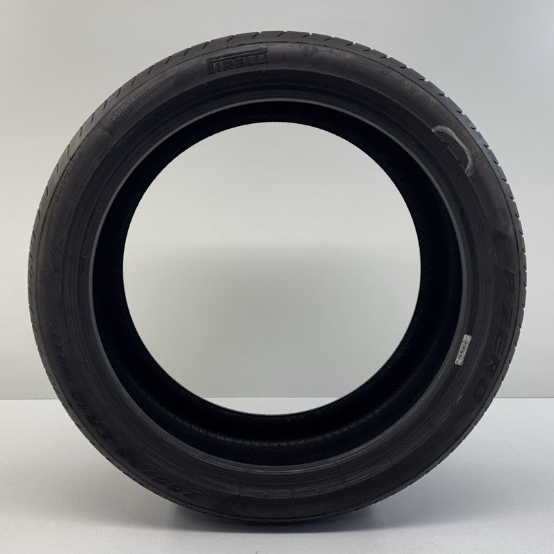 One Used Tire 255/35ZR19 Pirelli P Zero MO 96Y - 9.75/32 Tread
