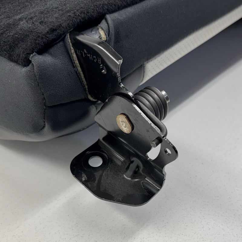 PR3B C63160 AA / PR3BC63160AA 24-26 Ford Mustang GT Premium Rear Seat Set Upper & Lower Leather Space Gray OEM