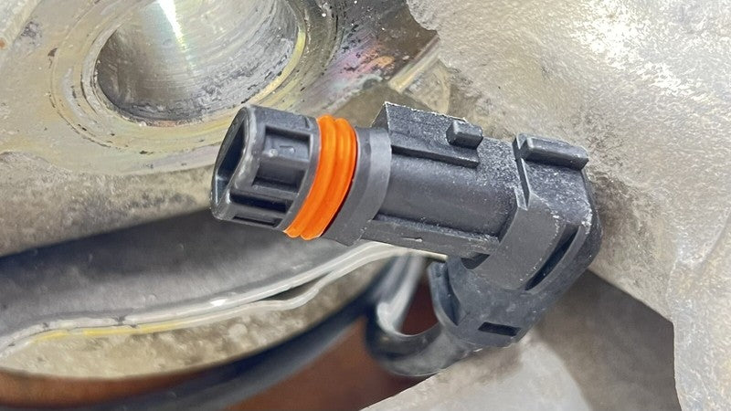 A 212 540 02 17 0217 / A2125400217 / 2125400217 12-18 MERCEDES BENZ CLS550 W218 RIGHT FRONT SPINDLE KNUCKLE HUB BEARING 