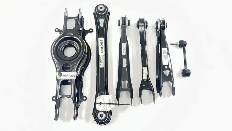 84826362 22-24 CADILLAC CT4 V BLACKWING RIGHT REAR SUSPENSION CONTROL ARM SET OEM