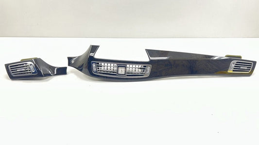 A 218 830 09 64 0964 / A2188300964 / 2188300964 12-18 MERCEDES BENZ FRONT DASH BOARD DASHBOARD TRIM PANEL W/ AIR VENTS P