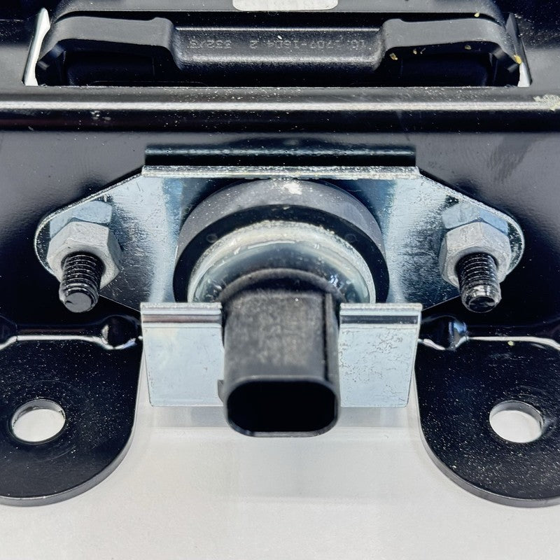 2 282 777 / 2282777 06-10 BMW M6 E63 E64 Yaw Rate Speed Acceleration Sensor W/ Bracket 2282777 OEM