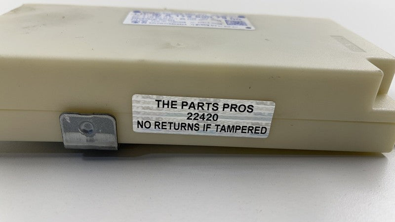 1729007900 / A1729007900 / A 172 900 79 00 7900 12-14 MERCEDES BENZ W204 C CLASS KEYLESS GO ENTRY CONTROL MODULE 1729007