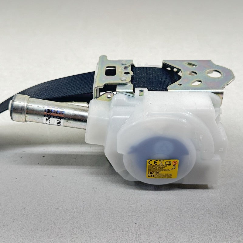 7AA110-P / 7AA110 P / 7AA110P 23-25 TOYOTA PRIUS PASSENGER RIGHT FRONT SEATBELT SEAT BELT RETRACTOR BLACK OEM