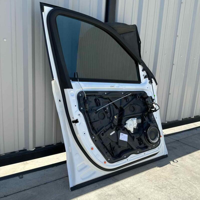 Does not apply 13-16 MERCEDES GL350 X166 DRIVER LEFT FRONT DOOR COMPLETE WITH GLASS WHITE OEM