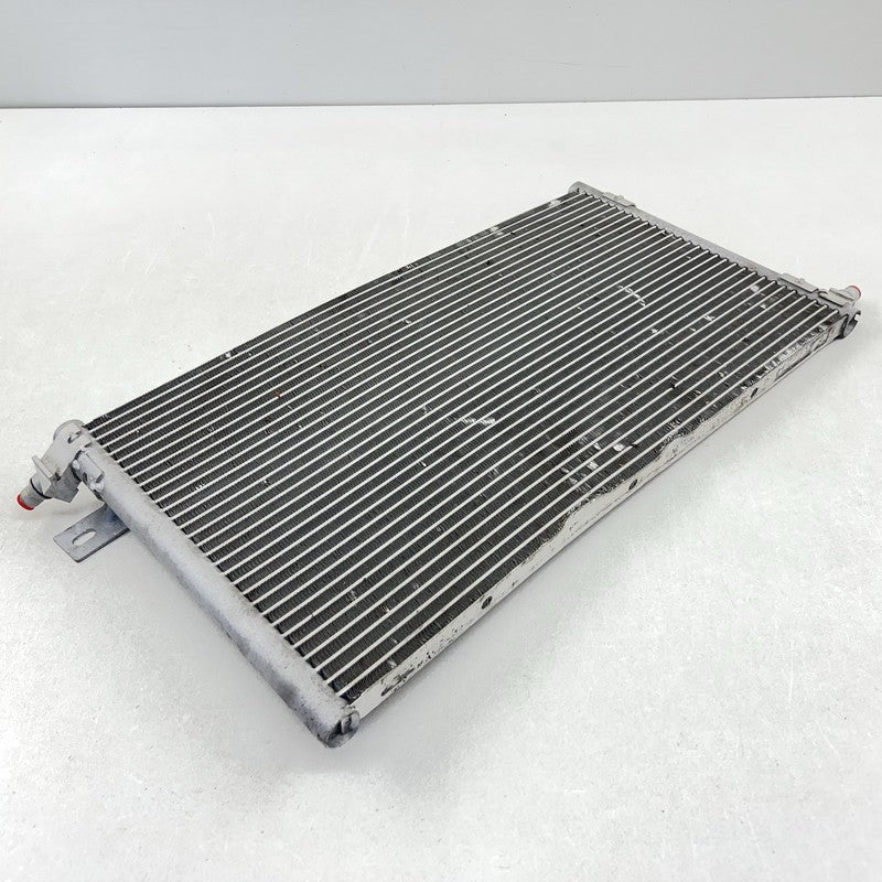 84743114 22-25 CADILLAC CT5 V BLACKWING FRONT ENGINE RADIATOR 84743114 OEM