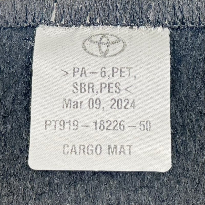 PT919-18226-50 / PT919 18226 50 / PT9191822650 22-25 TOYOTA GR86 REAR TRUNK FLOOR CARPET CARGO COVER MAT PT919-18226-50 