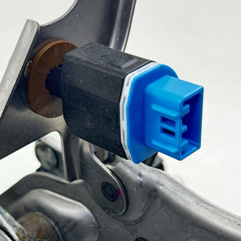 89510-47040 / 89510 47040 / 8951047040 23-25 TOYOTA PRIUS BRAKE PEDAL ASSEMBLY WITH SENSORS 89510-47040 OEM