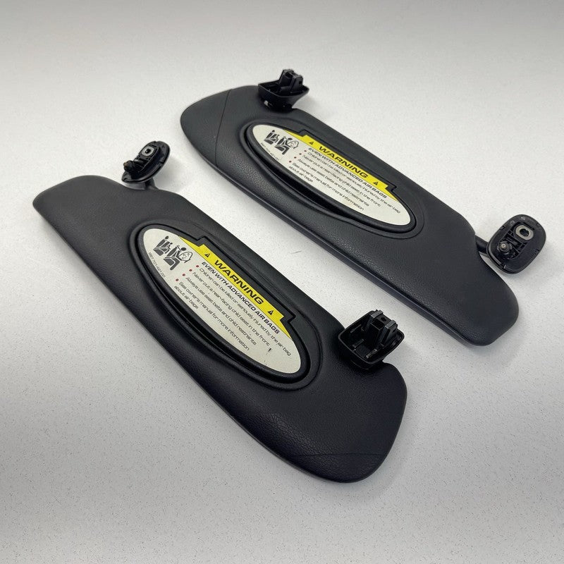 06-08 Porsche Cayman 987 Illuminated Sunvisor Sun Visor Shade Pair Black OEM