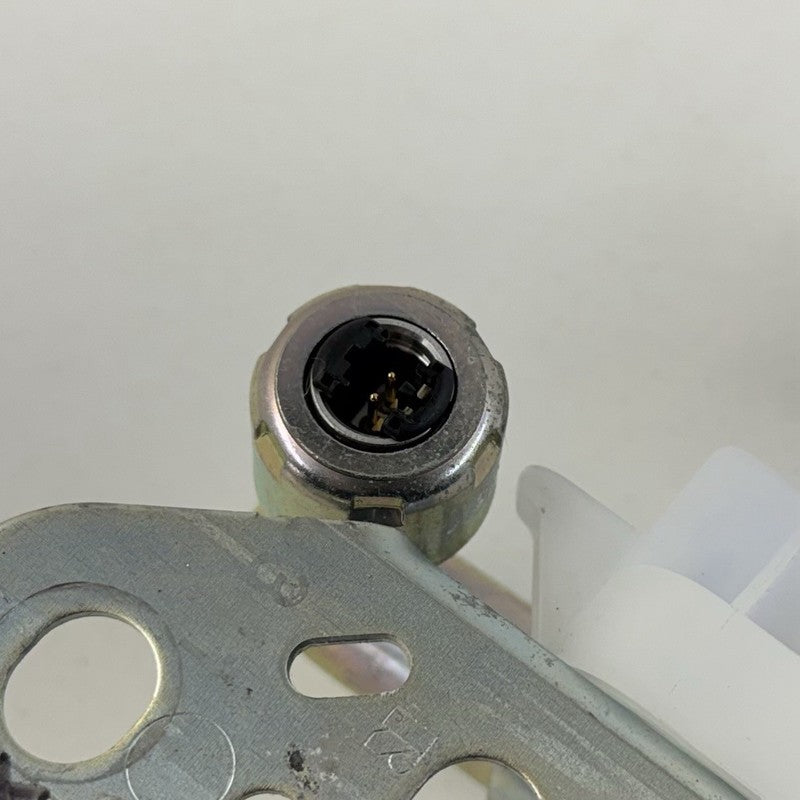 08-13 Toyota Highlander Passenger Right Front Seatbelt Seat Belt Retractor OEM