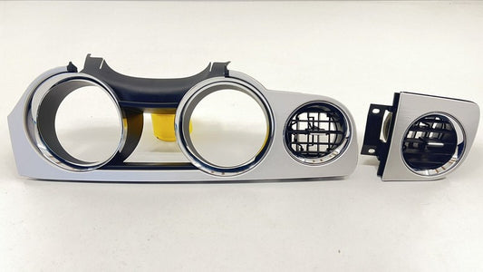 63044D70-PIA05 / 63044D70 PIA05 / 63044D70PIA05 11-14 FORD MUSTANG GT DASHBOARD INSTRUMENT CLUSTER COVER TRIM WITH AIR V