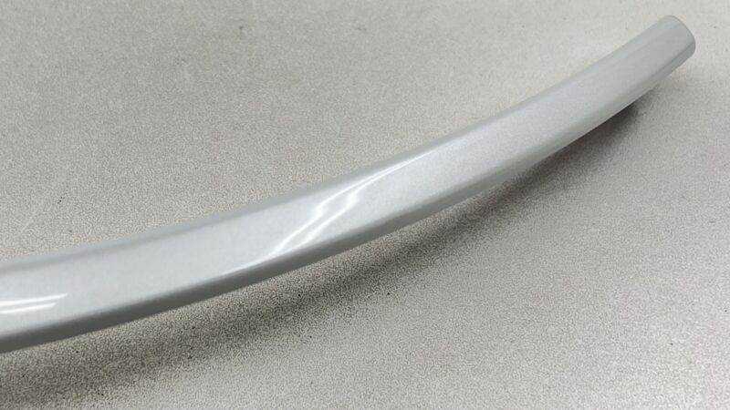63873-6GR0B / 63873 6GR0B / 638736GR0B 24-25 NISSAN Z NISMO LEFT & RIGHT FRONT FENDER FLARE TRIM MOULDING WHITE OEM