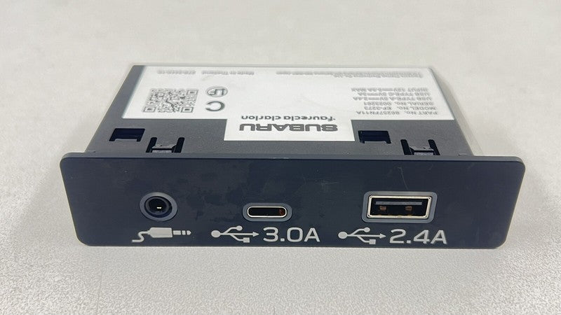 86257FN11A 24-25 SUBARU CROSSTREK AUXILIARY AUX USB JACK INPUT PORT 86257FN11A OEM