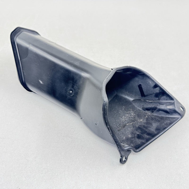 84394611 22–25 CADILLAC CT5 V BLACKWING AIR GUIDE INLET DUCT PIPE TUBE 84394611 OEM