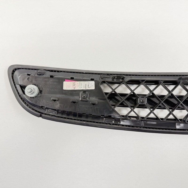 74160-31MA-A011-M1 / 74160 31MA A011 M1 / 7416031MAA011M1 24-26 Acura Integra Type S Hood Vent Grille Grill Insert Trim 
