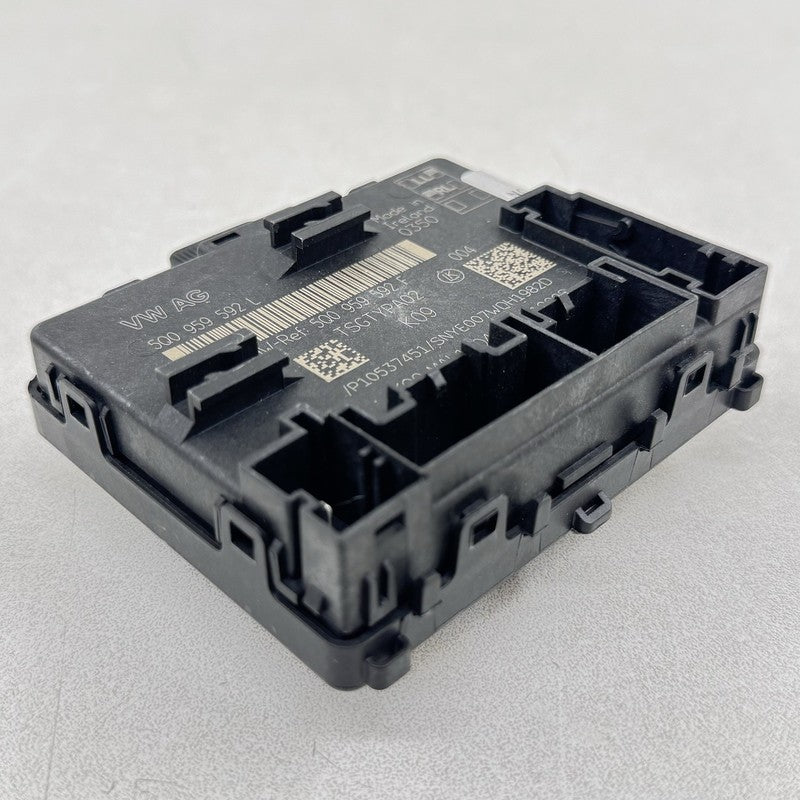 5Q0-959-592-L / 5Q0 959 592 L / 5Q0959592L 22-25 VOLKSWAGEN GOLF R MK8 RIGHT FRONT DOOR CONTROL MODULE 5Q0959592L OEM