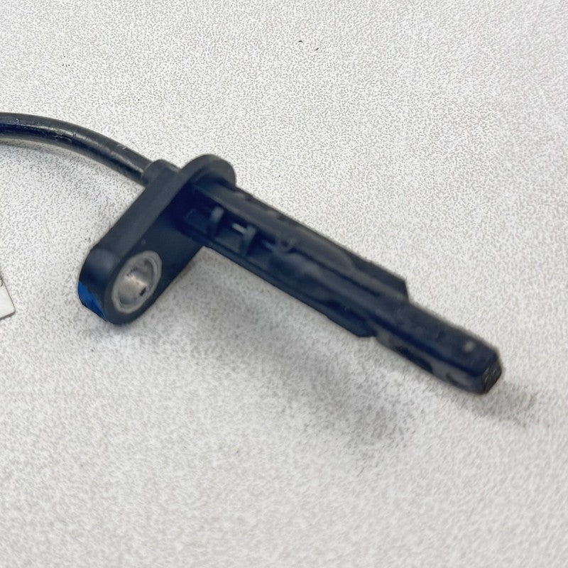 8486 8344 / 84868344 22-25 CADILLAC CT5 V BLACKWING LEFT REAR ABS WHEEL SPEED SENSOR 84868344 OEM