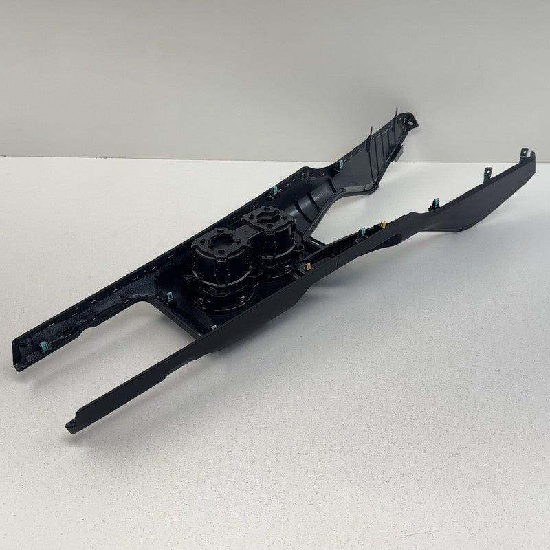 PR3B C045B44 DD37MC / PR3BC045B44DD37MC 24-26 Ford Mustang Performance Pack Center Console Panel Cover W/ Knee Pads OEM