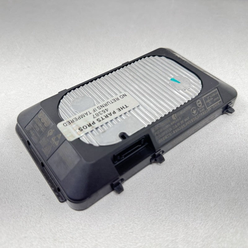 5NA-980-611-A / 5NA.980.611.A / 5NA 980 611 A / 5NA980611A 22-25 VOLKSWAGEN GOLF R MK8 CENTER CONSOLE WIRELESS CHARGE PH