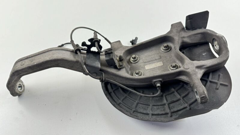 670039063 14-23 MASERATI GHIBLI RWD DRIVER LEFT FRONT SPINDLE KNUCKLE HUB BEARING OEM