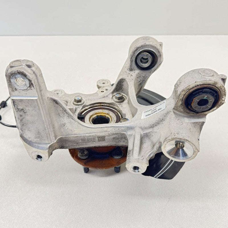 PR3C-5A970-BB / PR3C 5A970 BB / PR3C5A970BB 24-25 FORD MUSTANG GT PASSENGER RIGHT REAR SPINDLE KNUCKLE HUB BEARING OEM