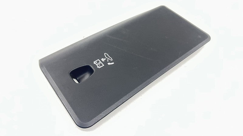 997 551 621 00 / 99755162100 05-12 PORSCHE BOXSTER CAYMAN 987 KICK PANEL FUSE BOX COVER TRIM 99755162100 OEM