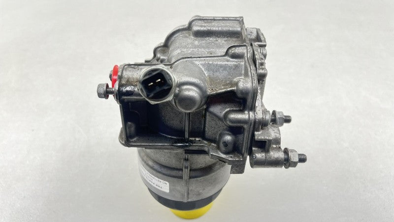 7 836 449 / 7836449 06-10 BMW M6 E63 E64 MOTOR ENGINE OIL COOLER FILTER HOUSING CANISTER 7836449 OEM