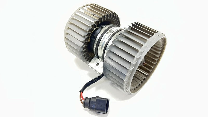 MF016070-0551 / MF016070 0551 / MF0160700551 13-18 BENTLEY FLYING SPUR HVAC HEATER CORE BOX BLOWER FAN MOTOR OEM