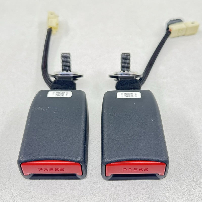 22-25 TOYOTA GR86 REAR SEAT BELT SEATBELT BUCKLE PAIR OEM