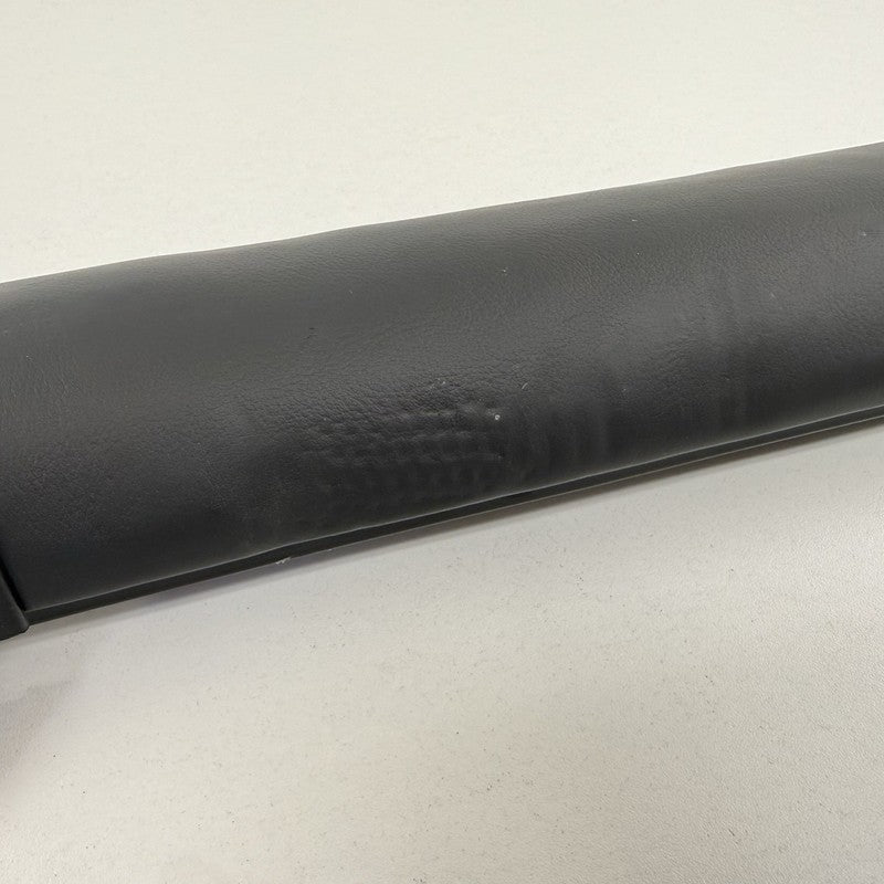 9 162 851 / 9162851 11-16 BMW M5 528i 535i 550i F10 Rear Seat Bolster Corner Cushion 9162851 OEM