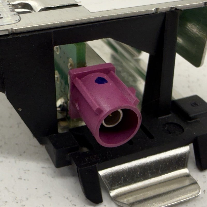 PR3T 19K351 AA / PR3T19K351AA 24-26 Ford Mustang Rear Deck Antenna Receiver PR3T-19K351-AA OEM