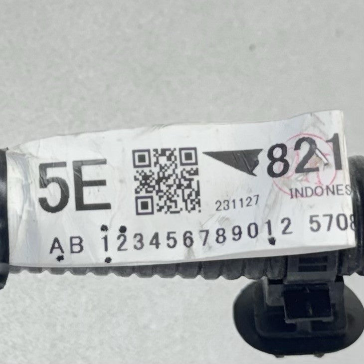 82111-4EE50-F / 82111 4EE50 F / 821114EE50F 23-25 TOYOTA PRIUS ENGINE BAY WIRE HARNESS CABLE WITH FUSE BOX 82111-4EE50-F