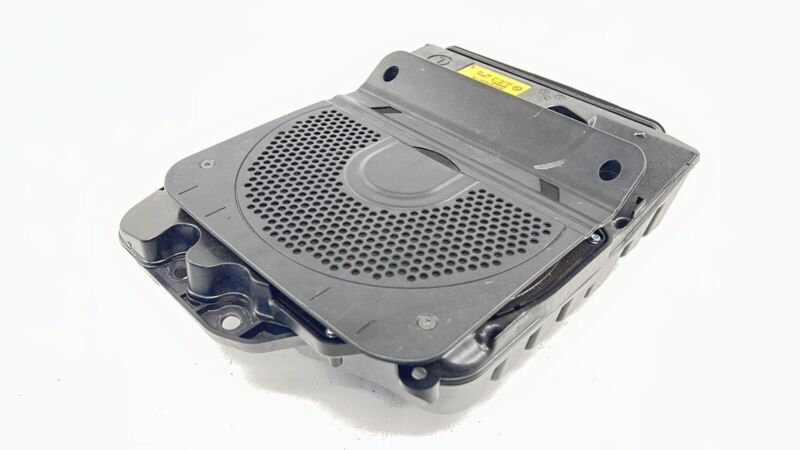 9 210 151 / 9210151 15-20 BMW M3 M4 F80 F82 F83 LEFT REAR SPEAKER SUBWOOFER SUB WOOFER 9210151 OEM