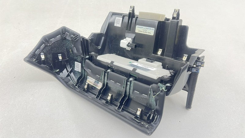 68270-6GR0A / 68270 6GR0A / 682706GR0A 22-25 NISSAN Z AC AIR TEMPERATURE CLIMATE CONTROL SWITCH WITH SURROUND BEZEL OEM