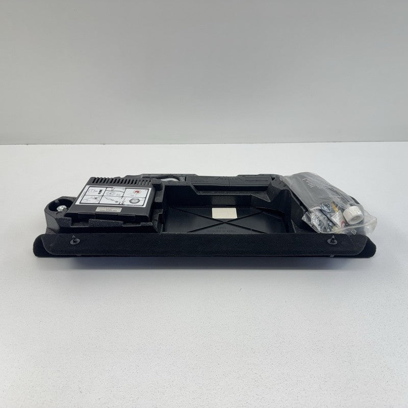 997.721.115.00 / 997 721 115 00 / 99772111500 05-08 Porsche 911 997 Boxster Cayman 987 Front Trunk Emergency Tire Tool K