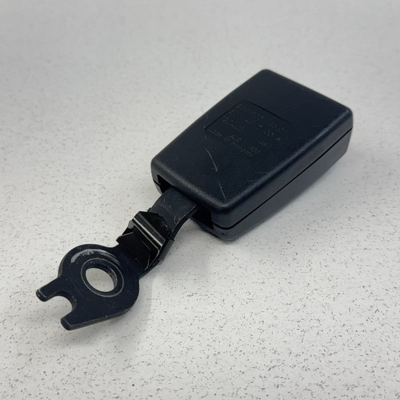 Porsche 911 Carrera Rear Seatbelt Seat Belt Buckle Pair Left & Right O