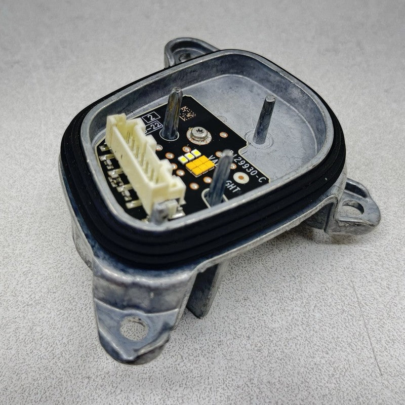 5H0-998-478-C / 5H0.998.478.C / 5H0 998 478 C / 5H0998478C 22-24 VOLKSWAGEN GOLF R RIGHT FRONT HEADLIGHT HEAD LIGHT LAMP