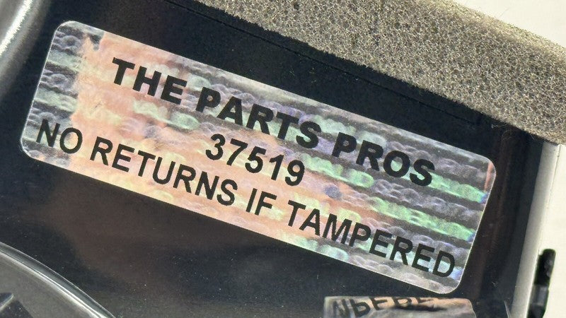 4H1.819.353.A / 4H1 819 353 A / 4H1819353A 11-18 AUDI A8 S8 LEFT FRONT DASH AIR VENT GUIDE GRILLE TRIM 4H1819353A OEM