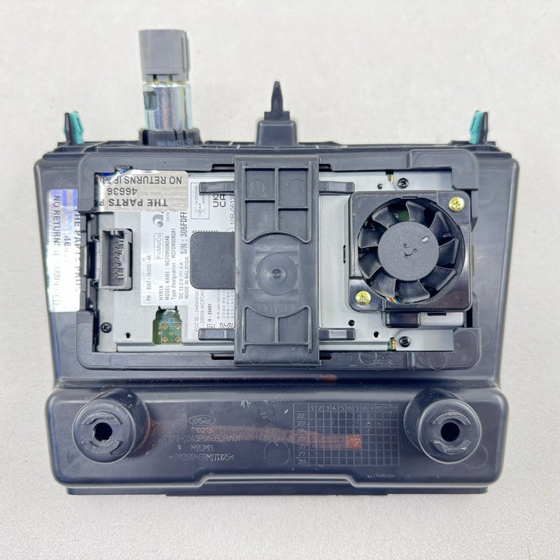 SU5T-19J235-AA / SU5T 19J235 AA / SU5T19J235AA 24-25 Ford Mustang GT Center Console Wireless Charger Phone Charging W/ P