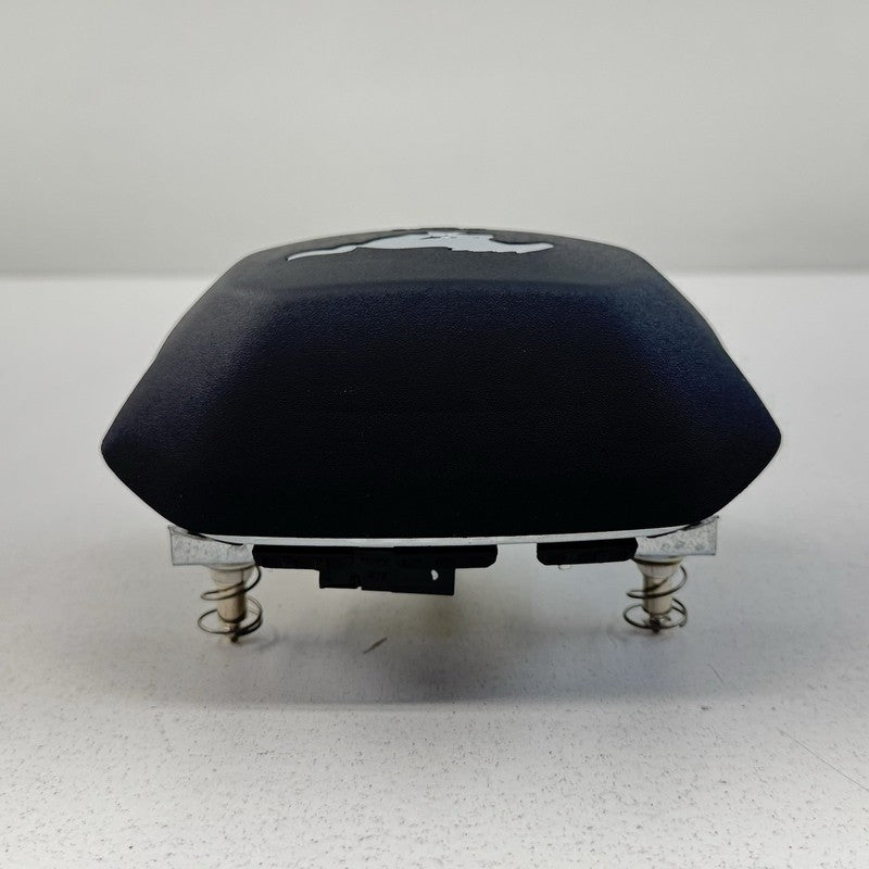 PR3B C043B13 AC319W / PR3BC043B13AC319W 24-26 Ford Mustang GT Driver Steering Wheel Airbag Air Bag OEM