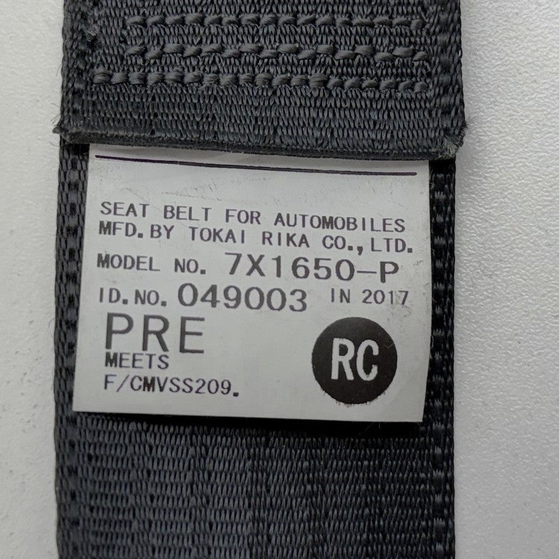7X1650-P / 7X1650 P / 7X1650P 12-17 Toyota Prius V Passenger Right Front Seatbelt Seat Belt Retractor OEM