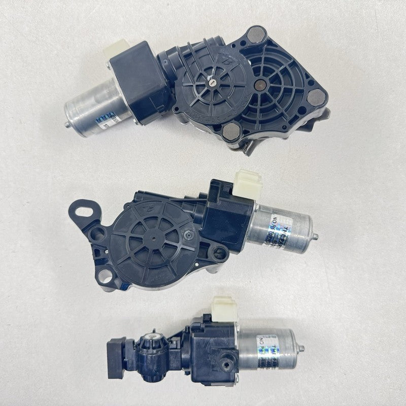 85820-X7V05 / 85820 X7V05 / 85820X7V05 23-25 Toyota Prius Driver Left Front Seat Adjustment Adjust Motor Set OEM