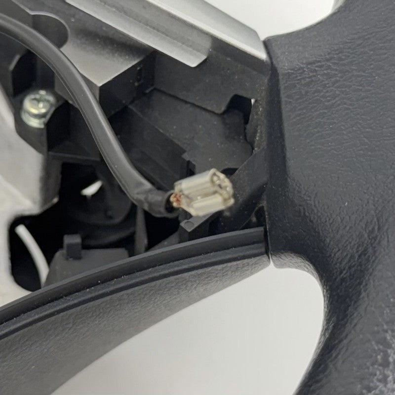 45103-33060 / 45103 33060 / 4510333060 08-13 Toyota Highlander Driver Steering Wheel Black Leather 45103-33060 OEM