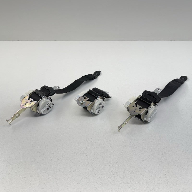 9163245 11-16 BMW M5 528 535 550 F10 Rear Seatbelt Seat Belt Retractor Set Black OEM